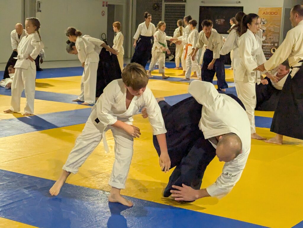 PXL_20241206_185418299