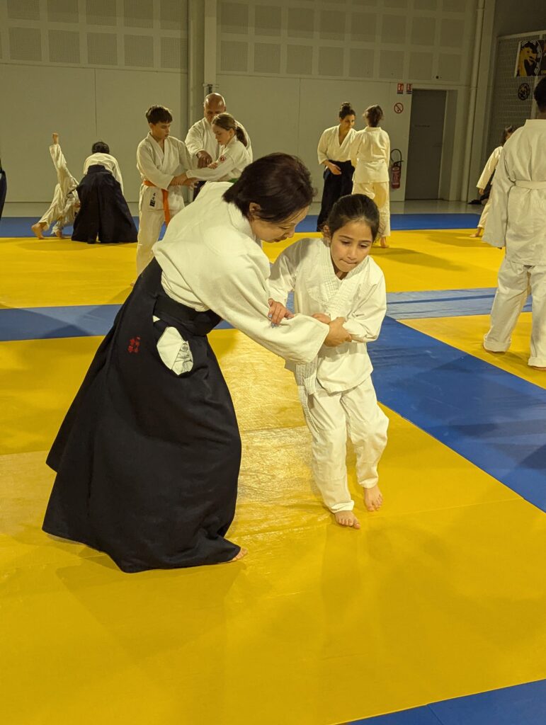 PXL_20241206_185543209