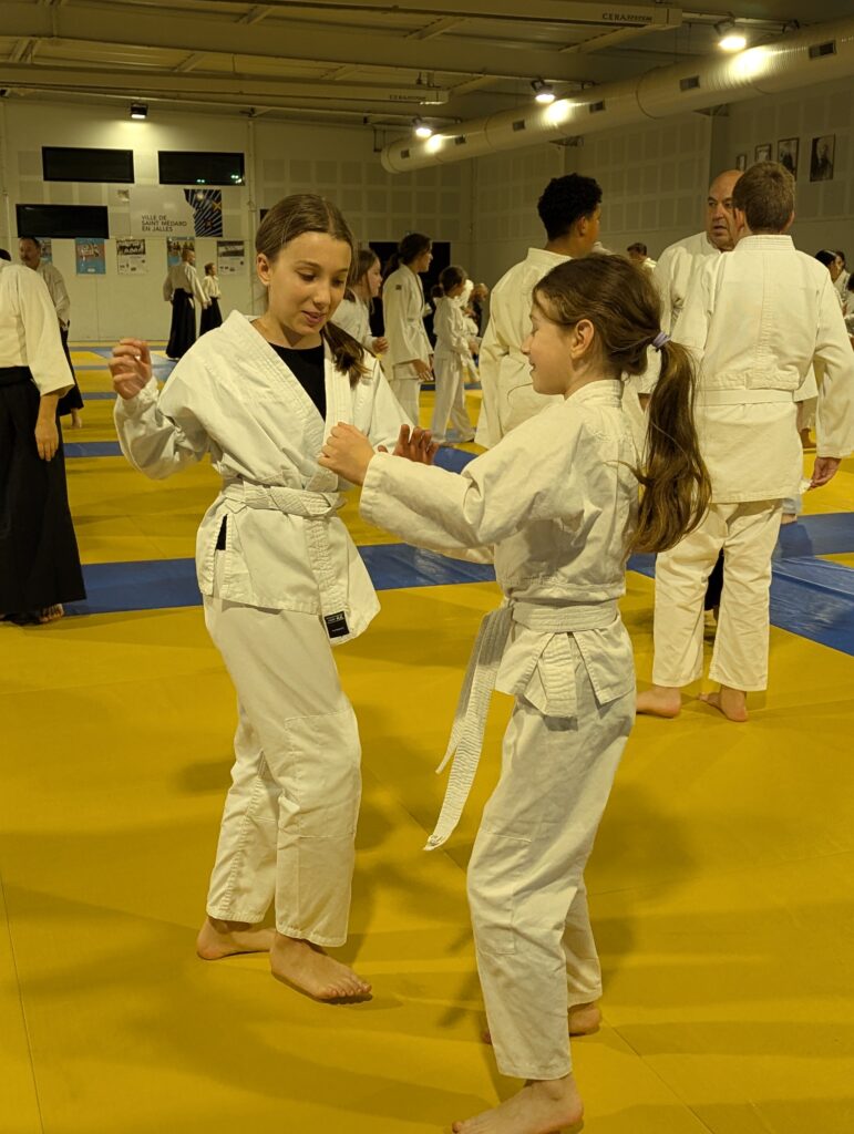 PXL_20241206_185603765