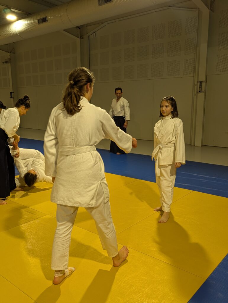 PXL_20241206_185632801