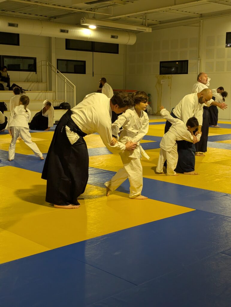 PXL_20241206_185745413