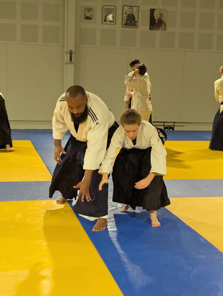 PXL_20241206_190306192