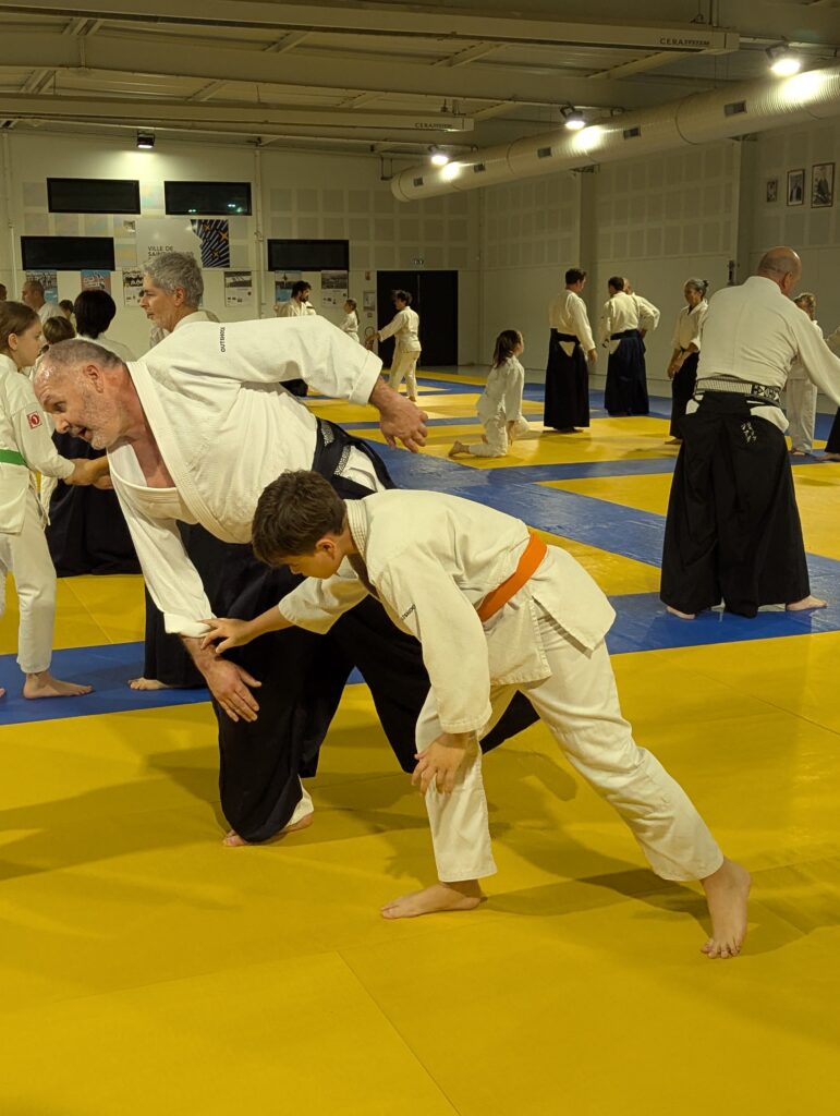 PXL_20241206_190553646