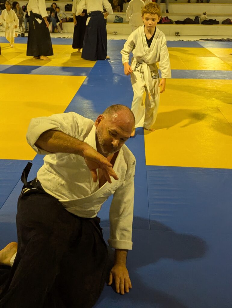 PXL_20241206_192946664